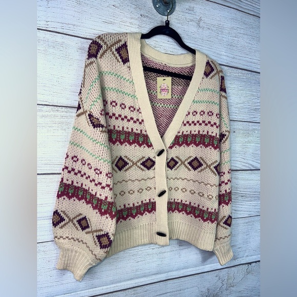 Boutique Brand Western Button Down V Neck Cardigan 💗 - Picture 3 of 13